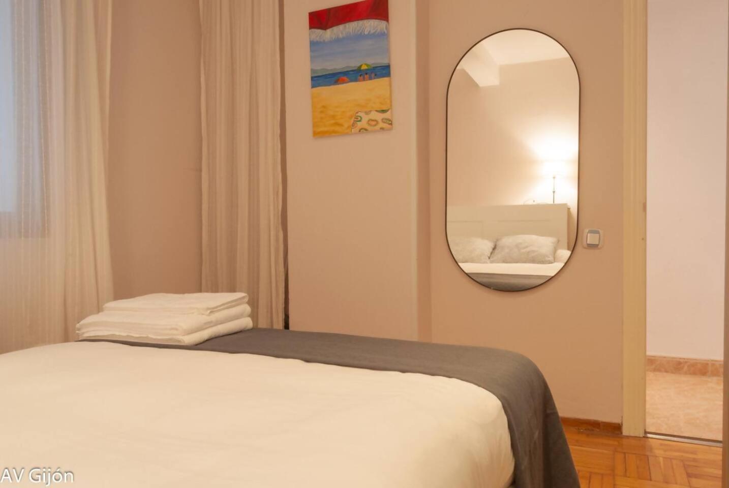 Av Aguado 44 Apartment กิฮอน ภายนอก รูปภาพ