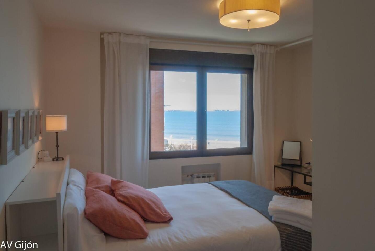 Av Aguado 44 Apartment กิฮอน ภายนอก รูปภาพ